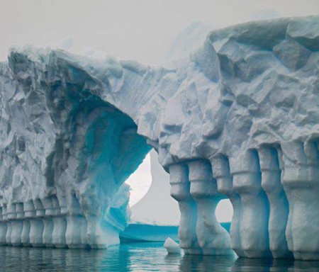 Esculturas naturales de hielo